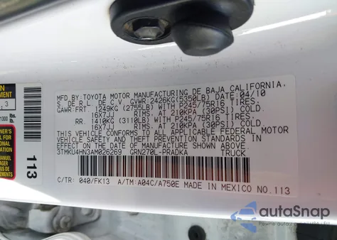 2010 Toyota Tacoma Prerunner V6 z USA, uszkodzony, nr VIN 3TMKU4HN3AM026269